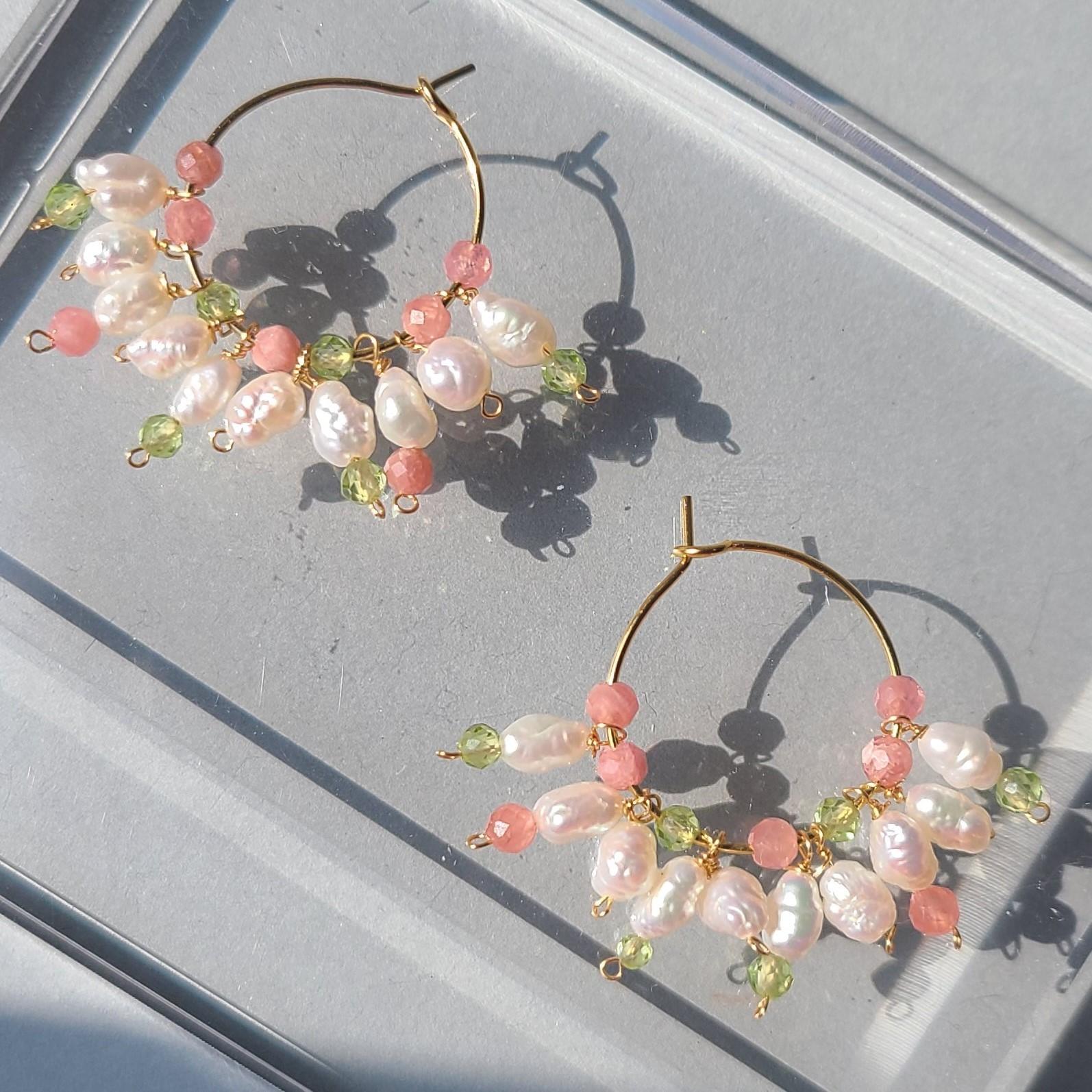 【春のお誘いピアス】ストロベリークォーツ ペリドット 淡水パール k14gf使用（お花見、桜の季節に）《ギフト配送対応》1枚目の画像