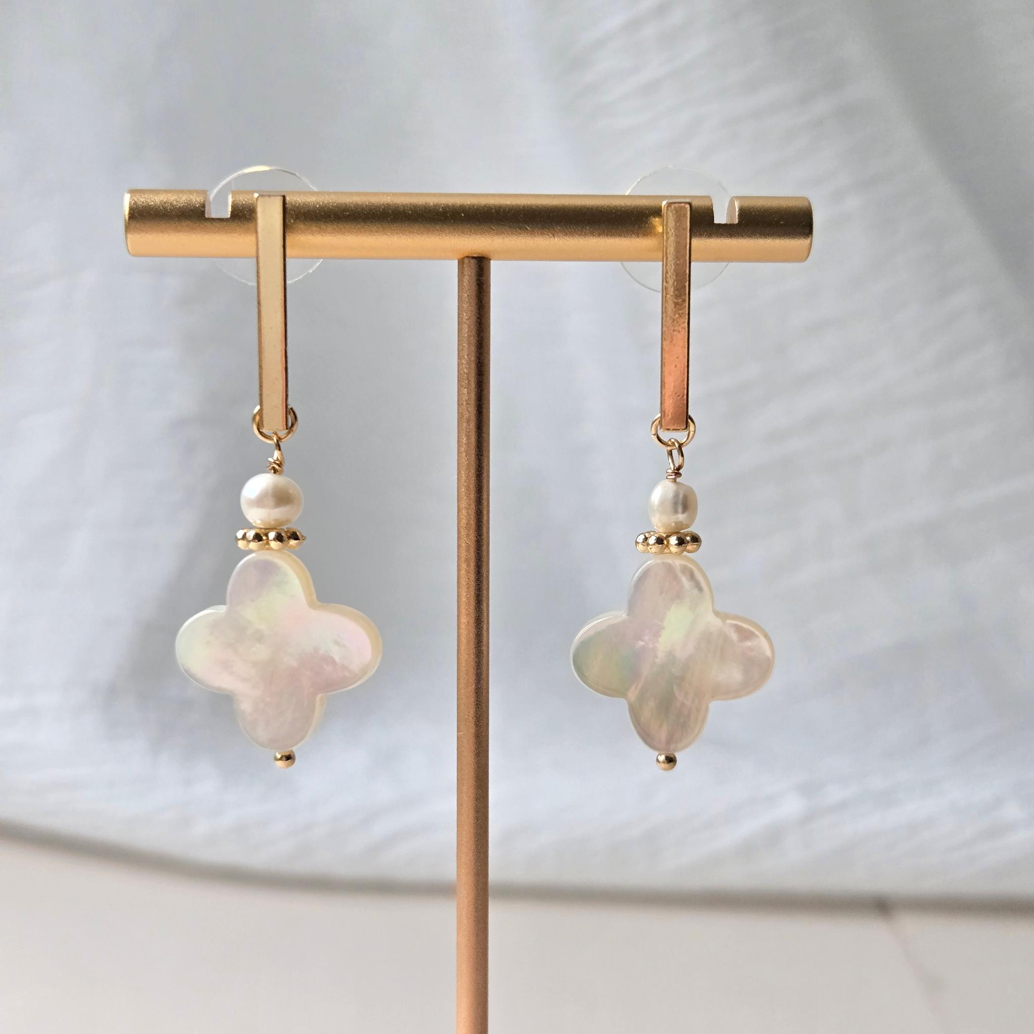 14kgf使用【FLORA マザーオブパール】（入園 入学 セミフォーマル 優しい雰囲気を求められる方へ）ギフト配送対応